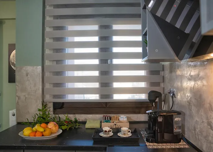 Roumvini\'S Apartment